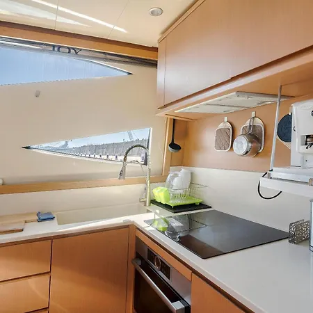 Yacht Joy 4 Cabin Bateau-hôtel Porto Cervo
