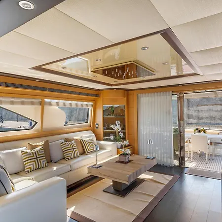 Yacht Joy 4 Cabin Porto Cervo